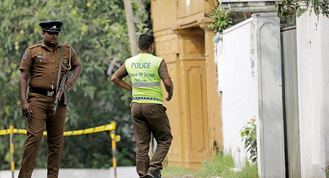 (Video) Σρι Λανκα: 15 νεκροί μετά την ανταλλαγή πυρών μεταξύ Αστυνομίας και υπόπτων για τις βόμβες