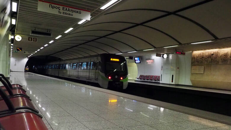 Αναστάτωση στο Μετρό: Άνδρας περπατά στις γραμμές από Συγγρού-Φιξ!