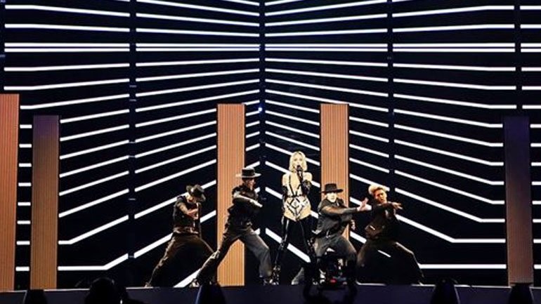 (PHOTO) Πρωτοφανές περιστατικό για τη Eurovision: Χάκερς διέκοψαν τη μετάδοση του διαγωνισμού
