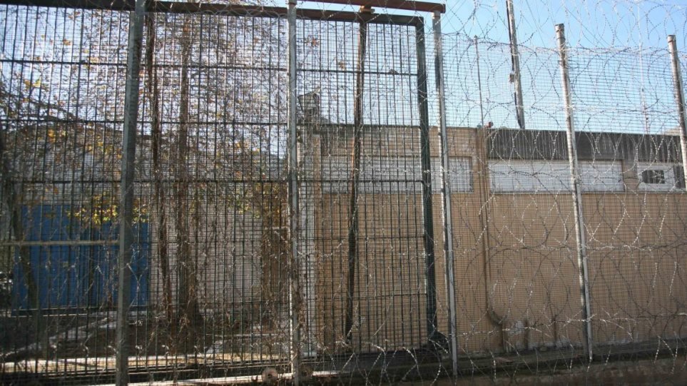 Φυλακές Αυλώνα: Από την «μαφία του Κορυδαλλού» ο ένας από τους δύο δραπέτες