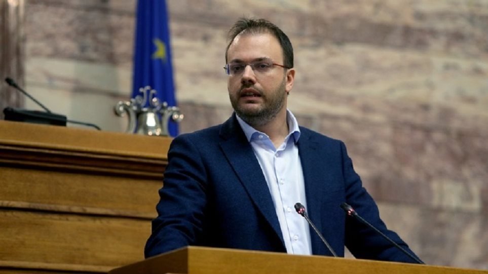 Ο Θεοχαρόπουλος διάδοχος της Κουντουρά στο υπουργείο Τουρισμού