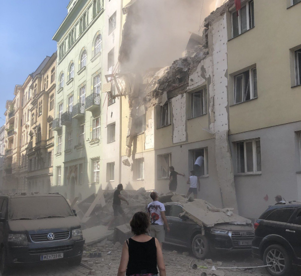 Ισχυρή έκρηξη και τραυματίες στη Βιέννη - Κατέρρευσε μέρος κτιρίου
