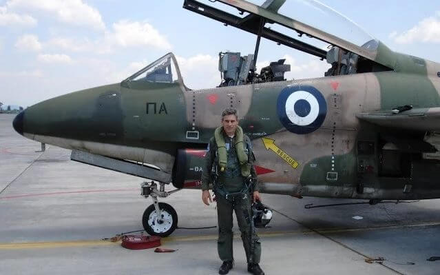 Συγκλονίζει πιλότος της πολεμικής αεροπορίας: Η Παναγία με επανέφερε στη ζωή