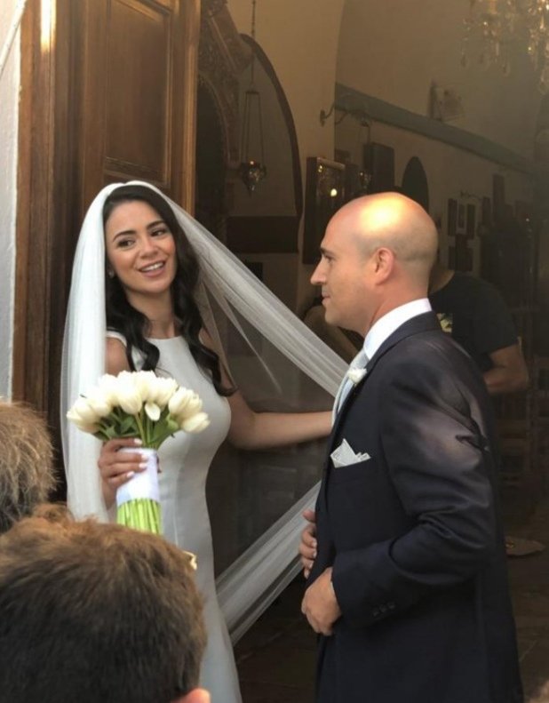 Μπογδάνος- Καρβέλα παντρεύτηκαν στη Νάξο!
