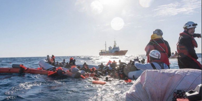 Τραγωδία! Νέο ναυάγιο στα ανοικτά της Λιβύης - Φόβοι για δεκάδες νεκρούς
