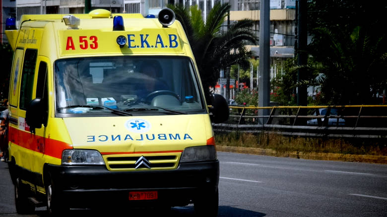 83χρονη έπεσε από ταράτσα στη Θεσσαλονίκη