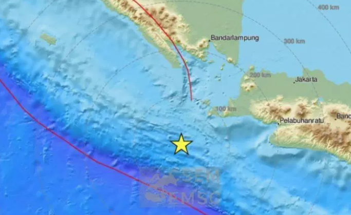 Σεισμός 6,8 ρίχτερ στην Ινδονησία – Προειδοποίηση για τσουνάμι