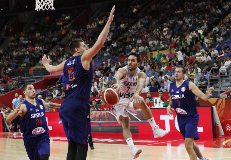 Μουντομπάσκετ! Η Αργεντινή απέκλεισε τη Σερβία και πέρασε στα ημιτελικά