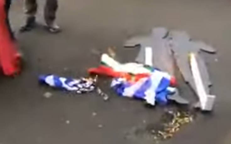 Σκοπιανοί στη Μελβούρνη έκαψαν ελληνικές σημαίες