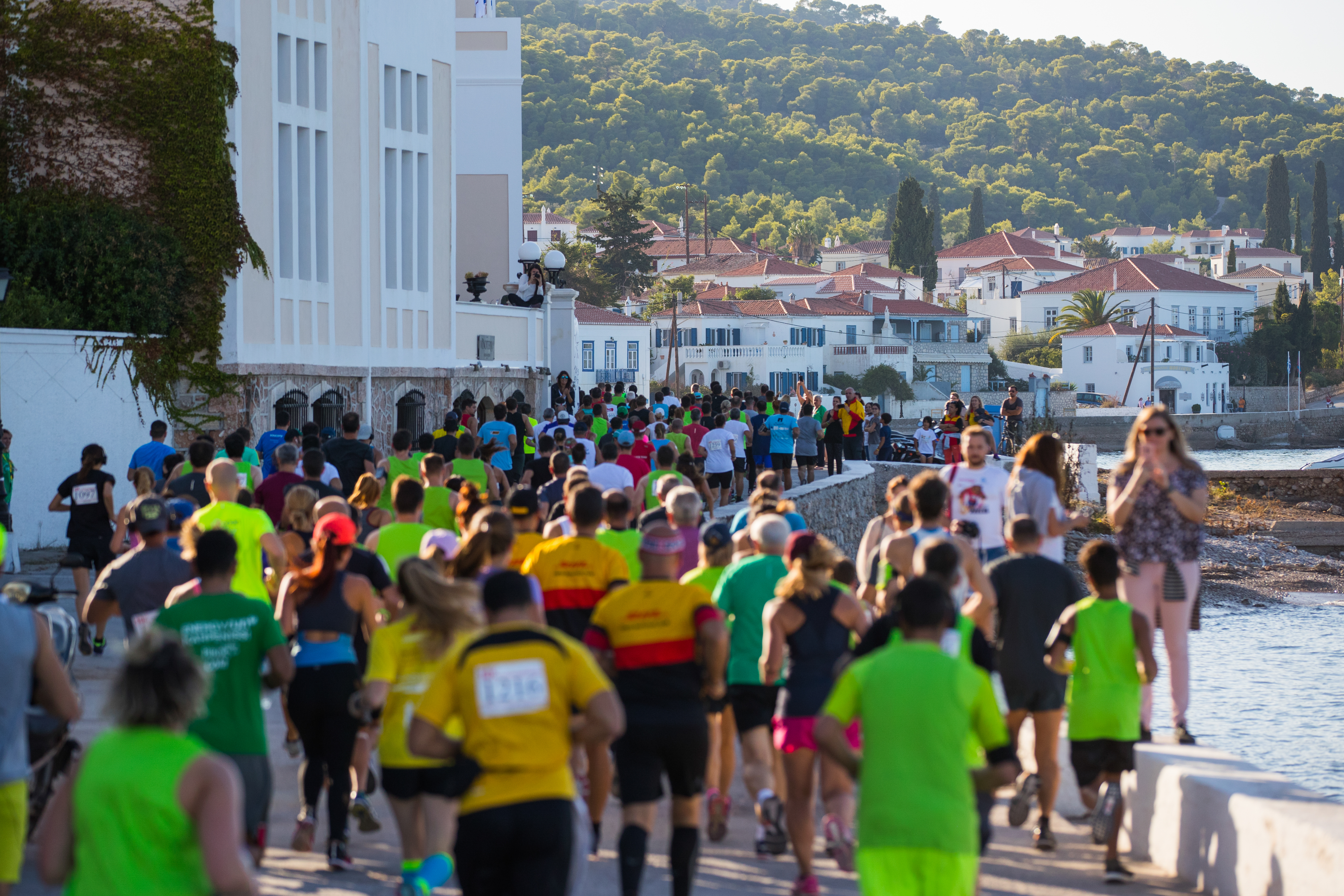 Το Spetses mini Marathon, με την Arla Protein στο πλευρό του, ρίχνει αθλητική αυλαία στο καλοκαίρι