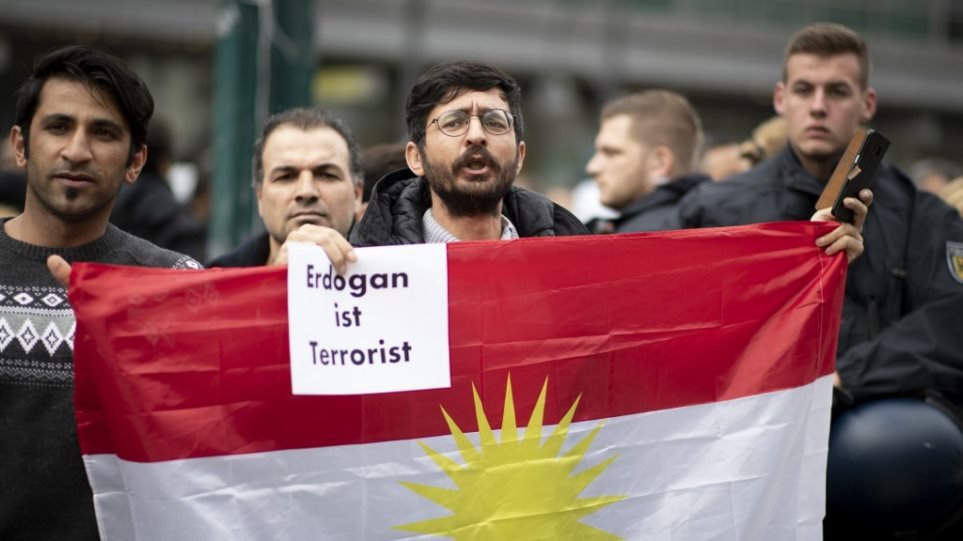 Γερμανία: Επεισόδια με τραυματίες σε διαδήλωση υπέρ των Κούρδων