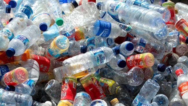 Αυτά τα πλαστικά "κόβονται" στην Ελλάδα μέχρι το καλοκαίρι του 2020