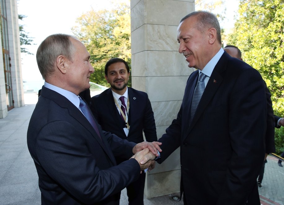 Σε εξέλιξη η συνάντηση Πούτιν-Ερντογάν στο Σότσι