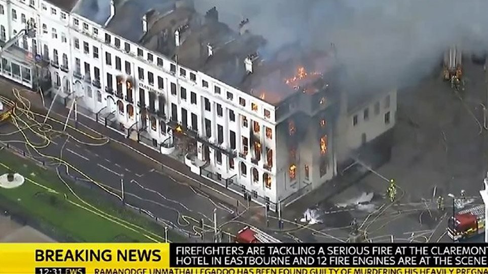 Μεγάλη πυρκαγιά έχει ξεσπάσει σε ξενοδοχείο, στο Ίστμπουρν
