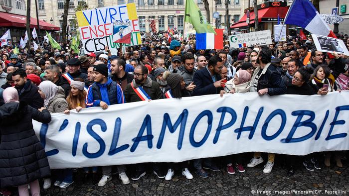 Γαλλία: Πορεία κατά της ισλαμοφοβίας