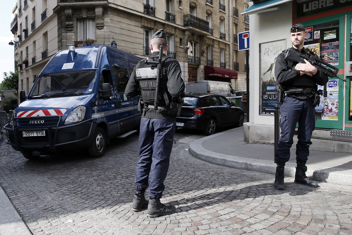 Παρίσι: Εντοπίστηκε νεκρή μία 12χρονη μέσα σε βαλίτσα