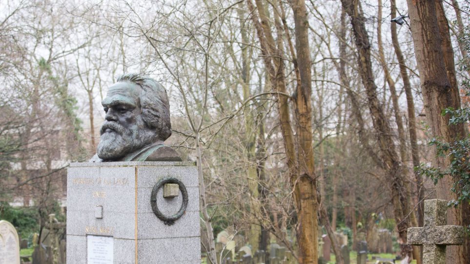 Λονδίνο: Έβαλαν κάμερες ασφαλείας για να φυλάξουν καλύτερα τον τάφο του Μαρξ