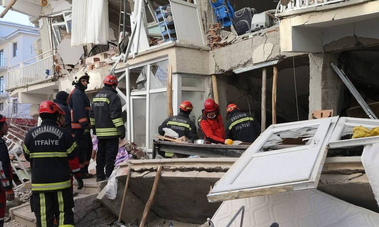 Σεισμός Τουρκία: Θρήνος για τους 31 νεκρούς- Αγωνία στα χαλάσματα