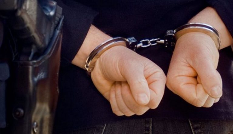 Συνελήφθη ηγετικό στέλεχος του Ρουβίκωνα μετά από ανάρτηση στα μέσα κοινωνικής δικτύωσης
