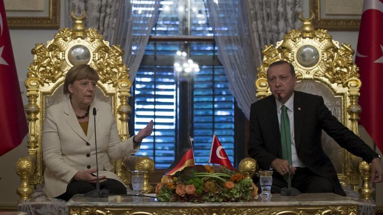 Ερντογάν – Μέρκελ τα είπαν τηλεφωνικά για Συρία και Λιβύη