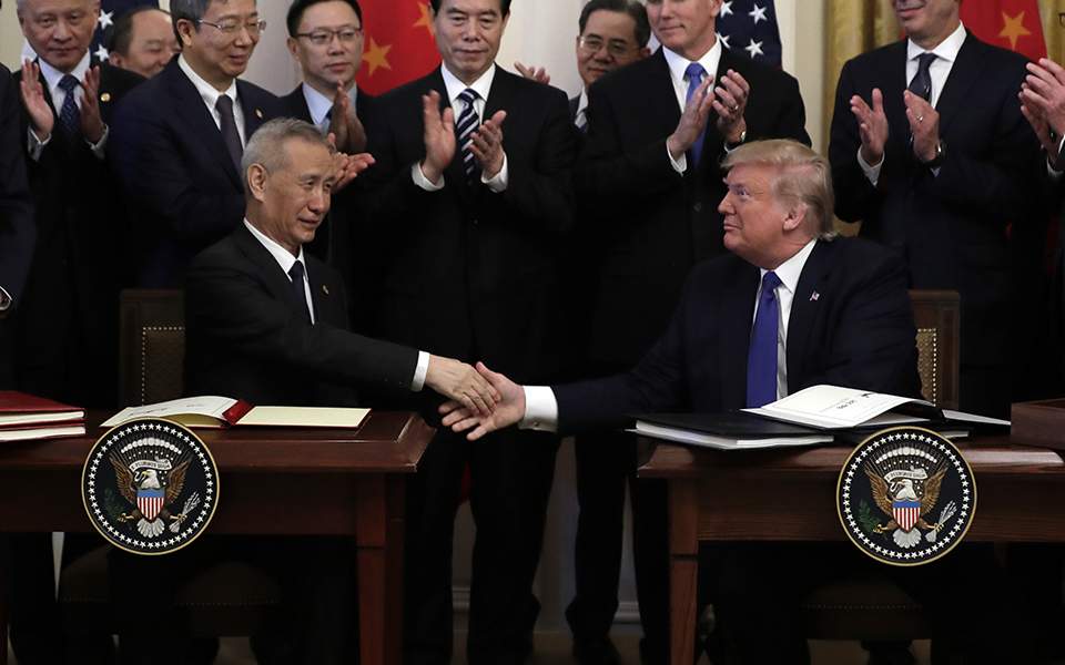Υπεγράφη η Φάση 1 της «ιστορικής» εμπορικής συμφωνίας ΗΠΑ - Κίνας