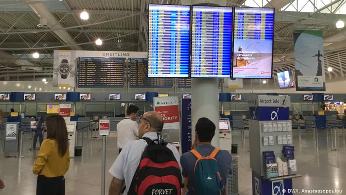 YΠΑ: Έκτακτη αεροπορική οδηγία πτήσεων εξωτερικού για ταξιδιώτες από χώρες της νότιας Αφρικής έως 3 Δεκεμβρίου