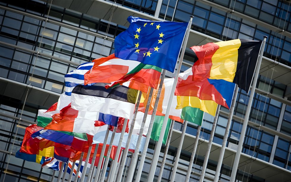 Χλιαρή  και με πολλές εκπτώσεις η δήλωση της Ευρωπαϊκής Επιτροπής για την τρομοκρατία στην Ευρώπη