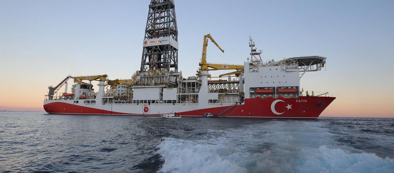 Σε επιφυλακή οι Ένοπλες Δυνάμεις για το τουρκικό πλοίο Oruc Reis