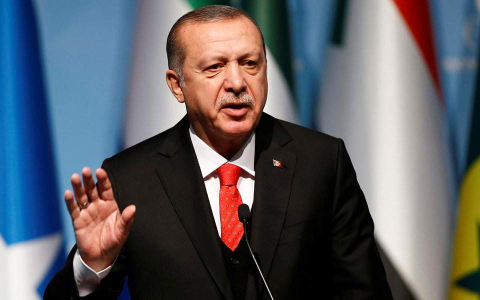 Ερντογάν: Πρωτόγνωρα χαμηλά τα ποσοστά για το κόμμα του