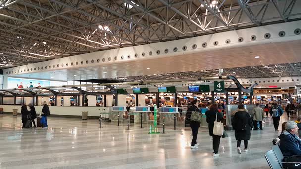 Κοροναϊος Ιταλία: Δείτε την κατάσταση που επικρατεί στο αεροδρόμιο του Μιλάνο