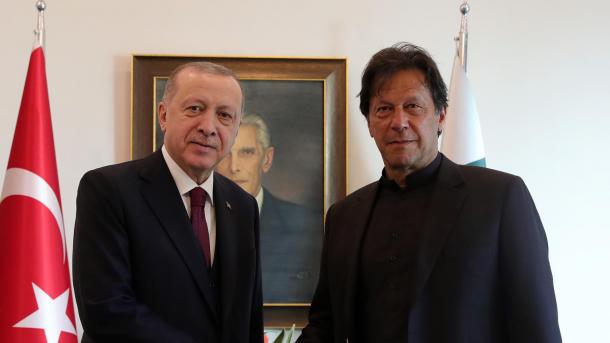 Πακιστάν και Τουρκία βαδίζουν χέρι-χέρι