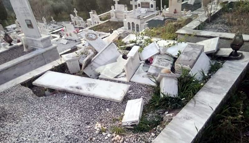 Αγρίνιο: Ιερόσυλοι ρήμαξαν τάφους