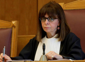 Σακελλαροπούλου: Aυστηρή παραίνεση στα Διοικητικά Δικαστήρια