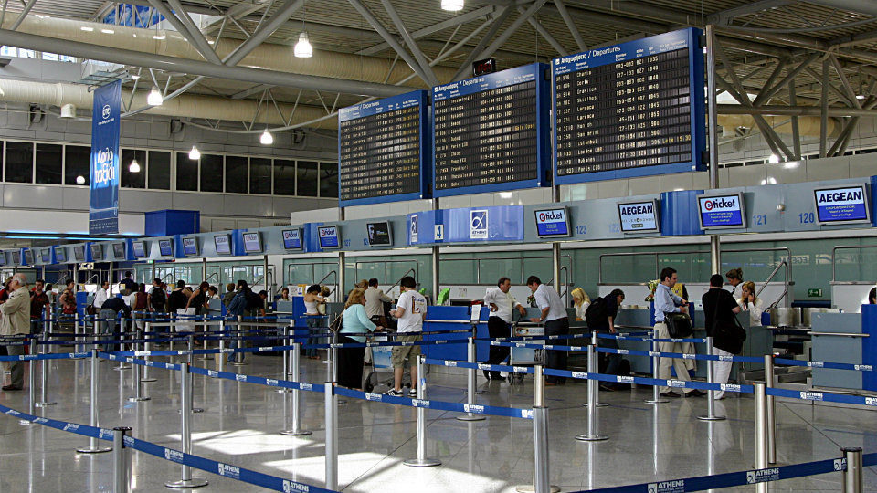 Κορωνοϊός: Eνδεχόμενο ταξιδιωτικής οδηγίας για την Ελλάδα