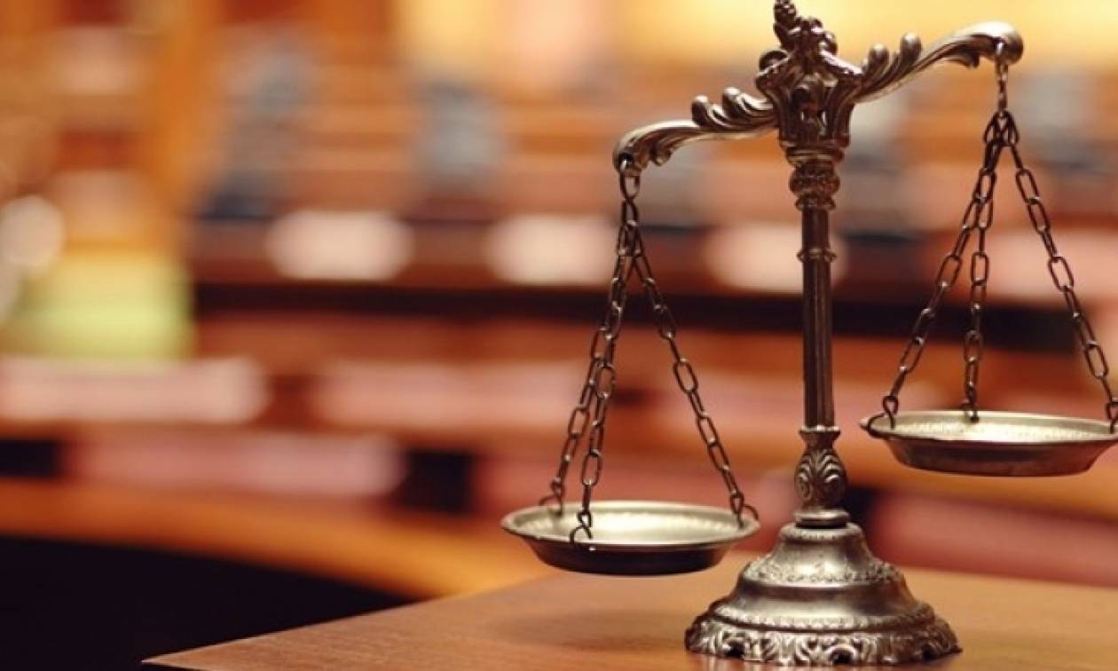 Δικαστικές ενώσεις δωρίζουν 30.000€ στο Υπουργείο Υγείας