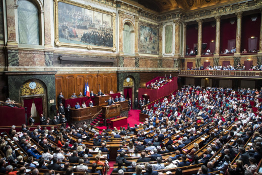 Κορωνοϊός: Σε Μονάδα Ενταντικής Θεραπείας Γάλλος βουλευτής