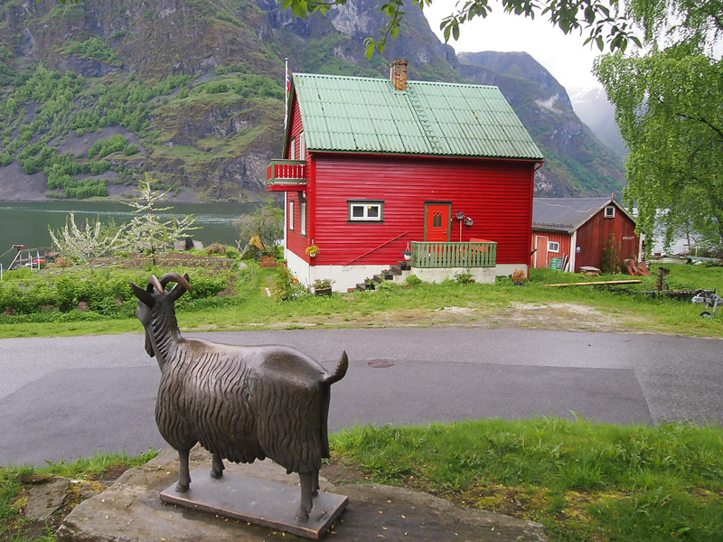 Κορωνοϊός: Η νορβηγική κυβέρνηση θα απαγορεύσει τη διαμονή σε εξοχική κατοικία