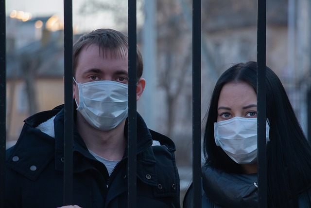 Γερμανία: Υποχρεωτική χρήση μάσκας