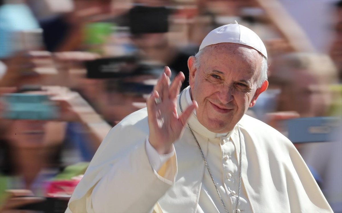 Πάπας: Ολοκληρώθηκε η λειτουργία στον Άγιο Πέτρο χωρίς πιστούς