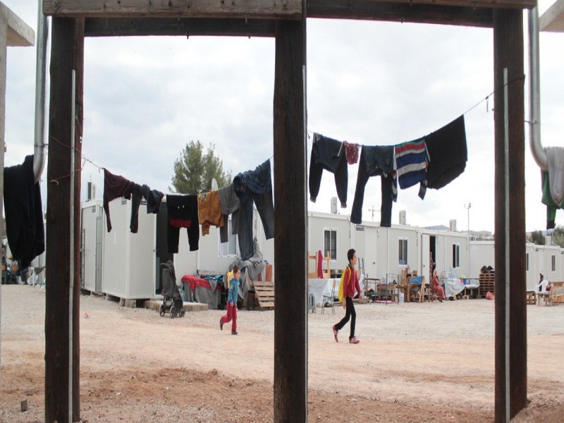 Κορωνοϊός: Έφυγαν πρόσφυγες από την δομή της Ριτσώνας με τα 23 κρούσματα