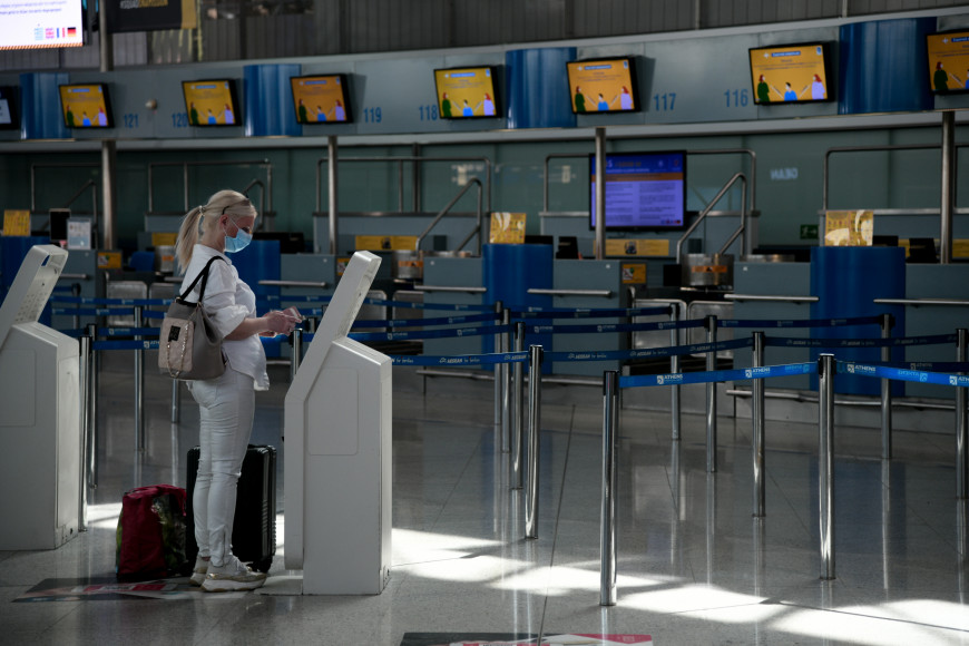 Τα νέα μετρα στις πτήσεις: Τι πρέπει να γνωρίζετε πριν ταξιδέψετε με αεροπλάνο