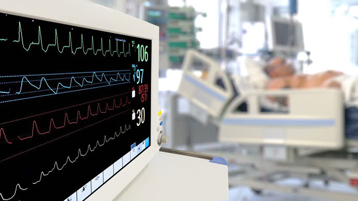 Νοσοκομείο Βόλου: Δεν υπάρχει ΜΕΘ για 30χρονο διανομέα με βαριές κρανιοεγκεφαλικές κακώσεις μετά από τροχαίο