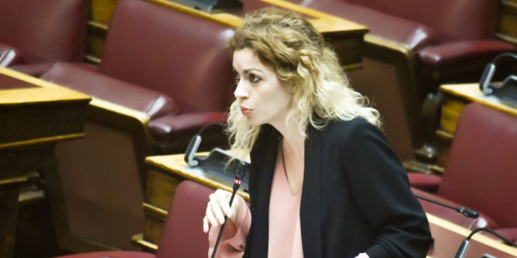 Αγγ. Αδαμοπούλου -Μέρα25: Κατέθεσε ερώτηση στη Βουλή για τη παράνομη διακίνηση ζώων
