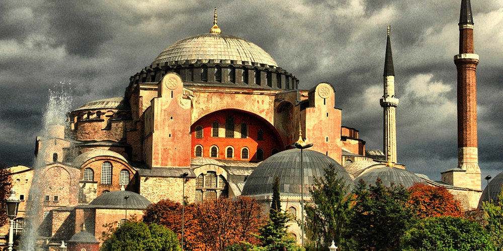 UNESCO: Μνημείο Παγκόσμιας Πολιτιστικής Κληρονομιάς η Αγία Σοφία, έχει νομικές δεσμεύσεις η Τουρκία