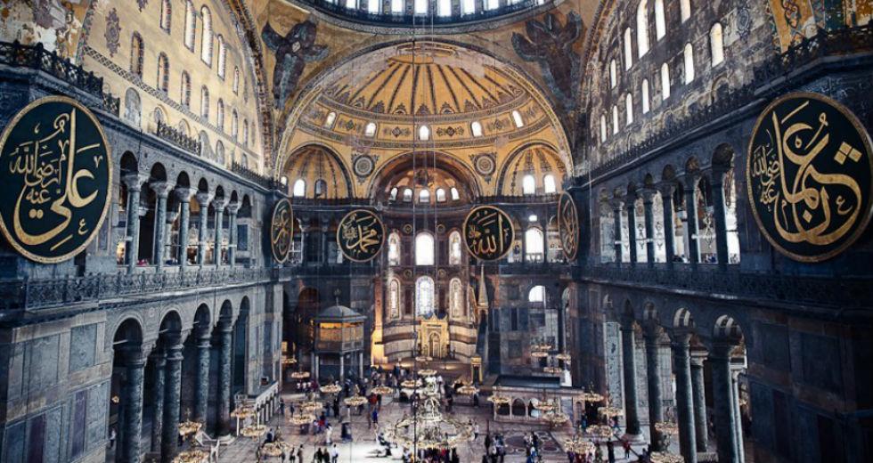 Ντεβλέτ Μπαχτσελί: "Η Αγία Σοφία είναι τζαμί, ένα σύμβολο της κατάκτησης από τον τουρκικό μουσουλμανικό λαό"