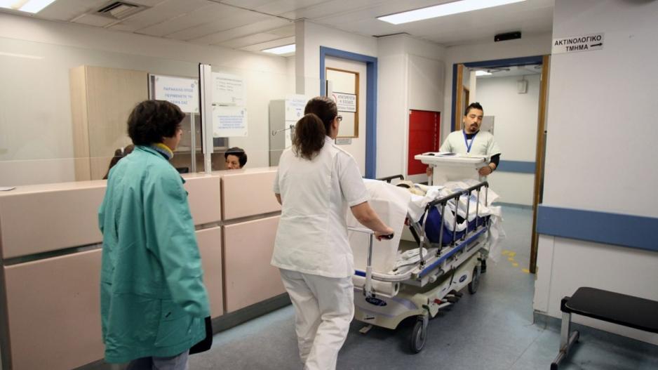 Κορωνοϊός: Κατέληξε 70χρονος στο νοσοκομείο Ρίου - Στους 205 οι νεκροί