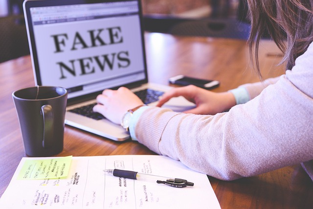 Έλληνας ανέπτυξε αλγόριθμο που προβλέπει με ακρίβεια τα «fake news» στο Twitter