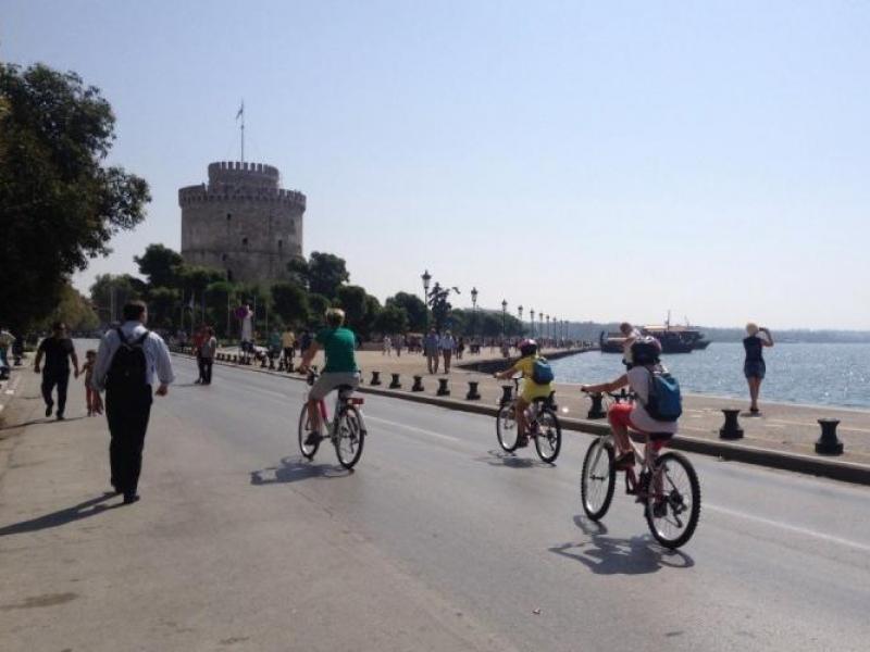 Θεσσαλονίκη: Ξεκινούν οι εργασίες για μετατροπή της Λεωφόρου Νίκης σε ποδηλατόδρομο