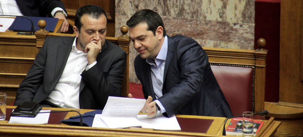Δημοσκόπηση MARC: Χάθηκε το "ηθικό πλεονέκτημα" του ΣΥΡΙΖΑ από τις υποθέσεις Μιωνή-Καλογρίτσα