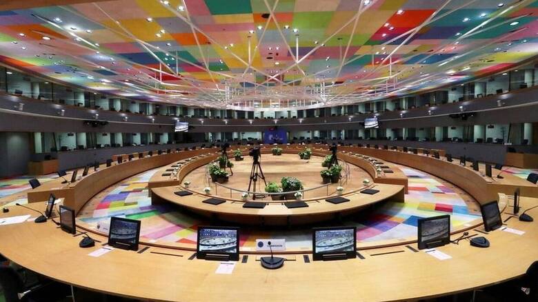 Σύνοδος κορυφής: Θρίλερ στις Βρυξέλλες με τις διαπραγματεύσεις